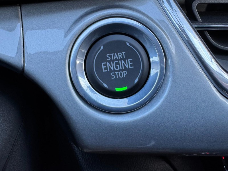Chevrolet Trax Vehicle Image 16