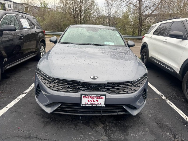 Kia K5 Vehicle Image 03