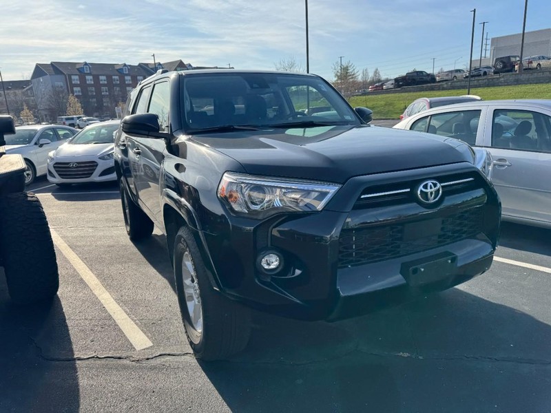 Toyota 4Runner Vehicle Image 04