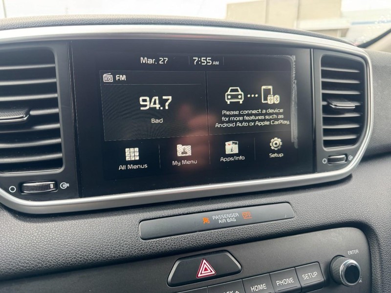 Kia Sportage Vehicle Image 18