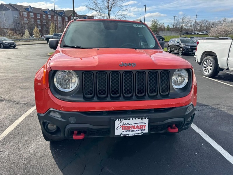Jeep Renegade Trailhawk Vehicle Image 03