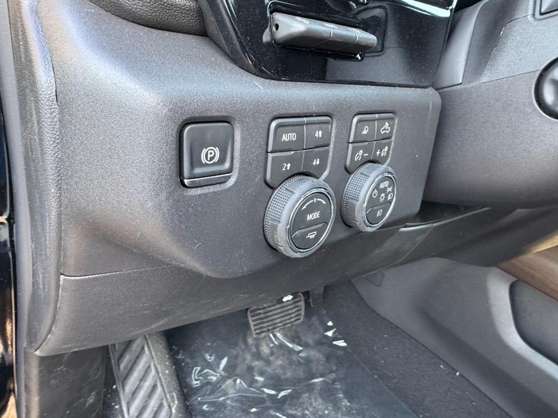 Chevrolet Silverado 1500 Vehicle Image 13