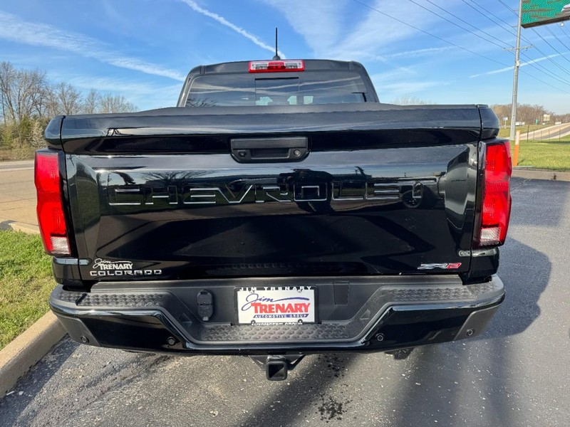 Chevrolet Colorado Vehicle Image 05