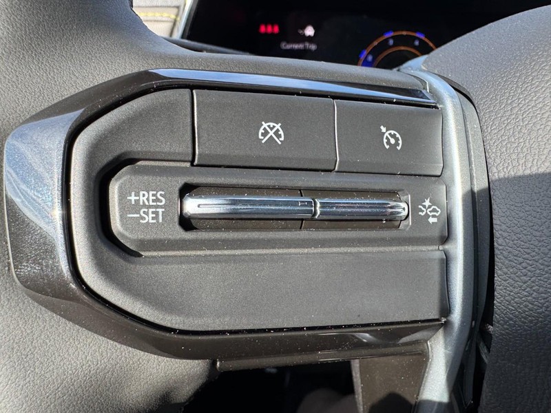 Chevrolet Colorado Vehicle Image 13