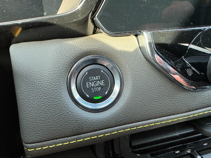 Chevrolet Colorado Vehicle Image 18