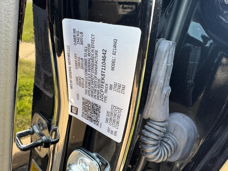 Chevrolet Colorado Vehicle Image 19