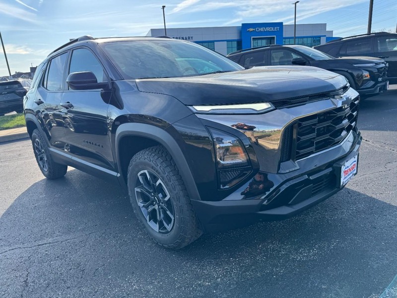 Chevrolet Equinox Vehicle Image 02