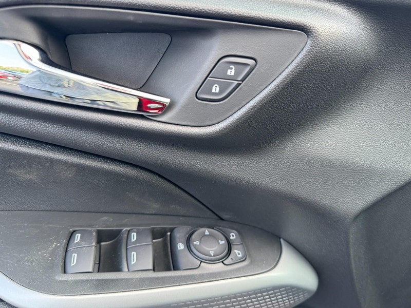 Chevrolet Trax Vehicle Image 10