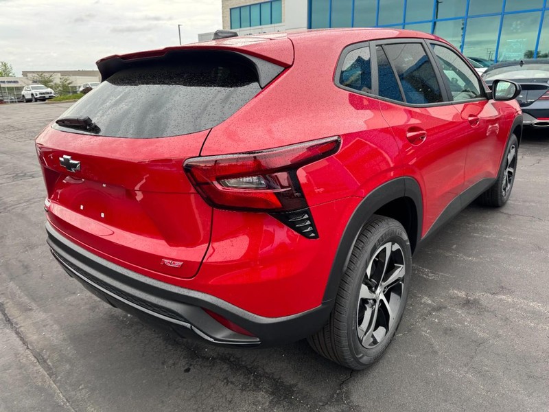 Chevrolet Trax Vehicle Image 03