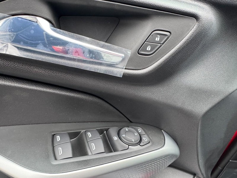 Chevrolet Trax Vehicle Image 08