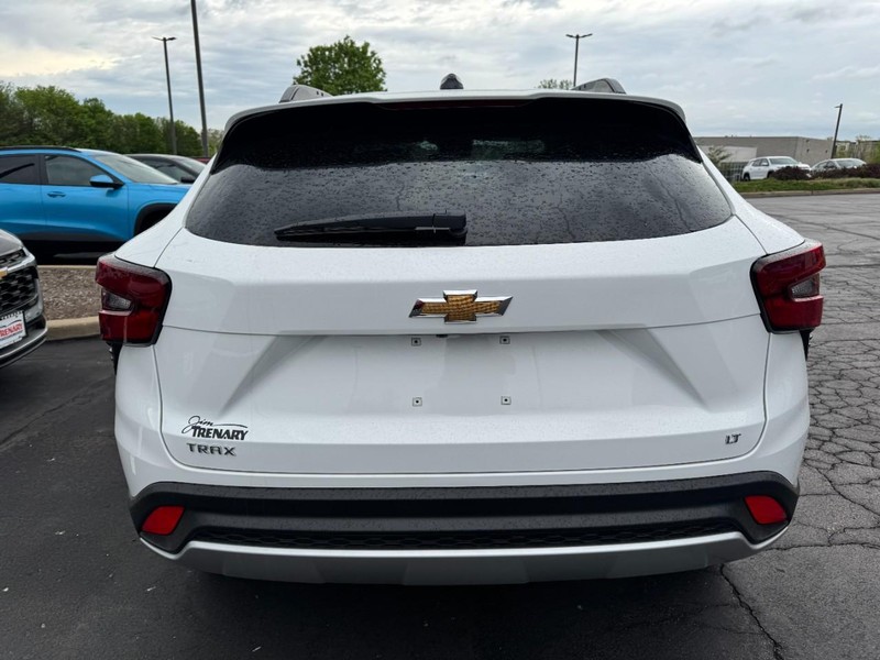 Chevrolet Trax Vehicle Image 04