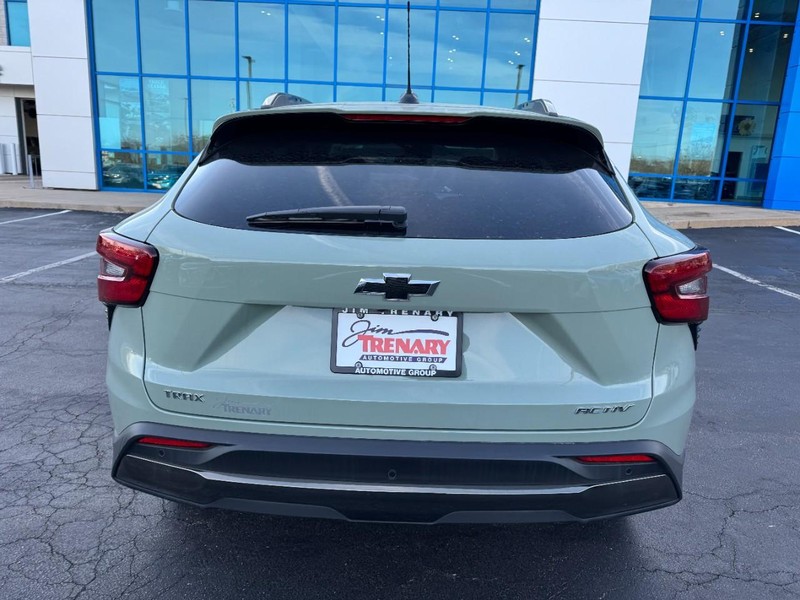 Chevrolet Trax Vehicle Image 04