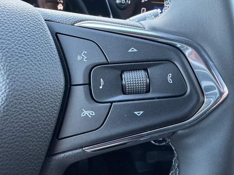 Chevrolet Trax Vehicle Image 11