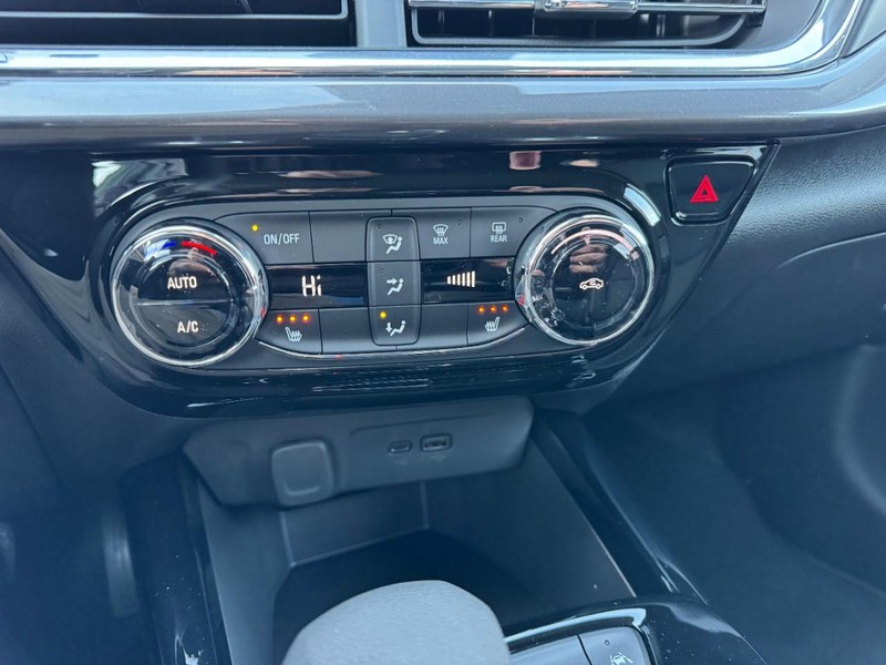 Chevrolet Trax Vehicle Image 12