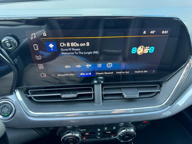 Chevrolet Trax Vehicle Image 13