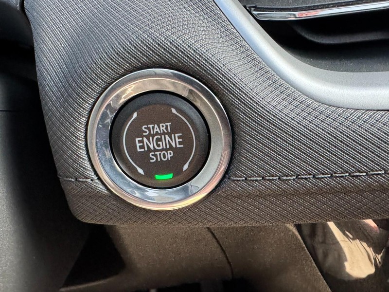 Chevrolet TrailBlazer Vehicle Image 15