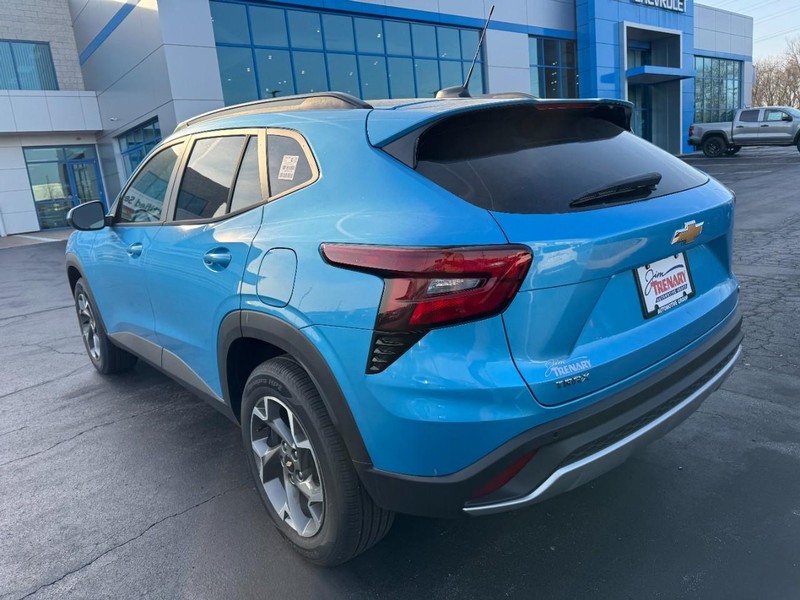 Chevrolet Trax Vehicle Image 05