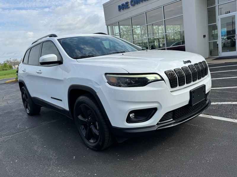 Jeep Cherokee Vehicle Image 02