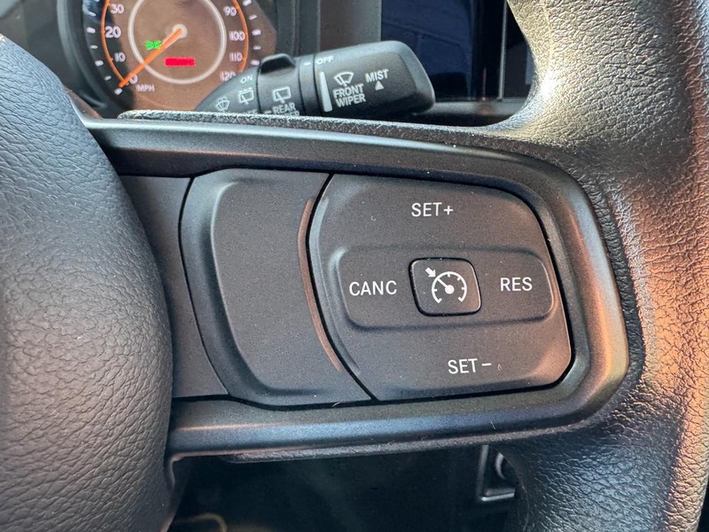 Jeep Wrangler Vehicle Image 15