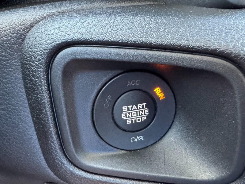 Jeep Wrangler Vehicle Image 19