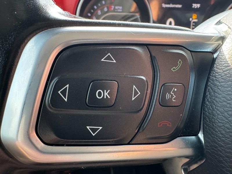 Jeep Gladiator Vehicle Image 16