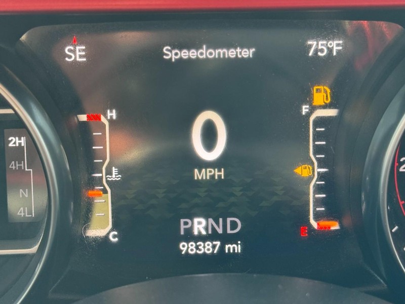 Jeep Gladiator Vehicle Image 22