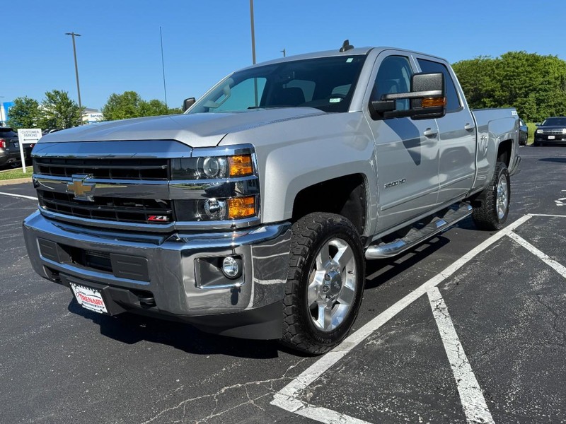 Chevrolet Silverado 2500HD Vehicle Image 07