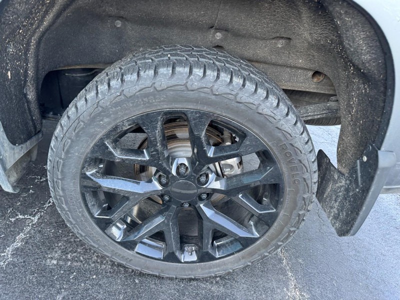 Chevrolet Silverado 1500 Vehicle Image 05