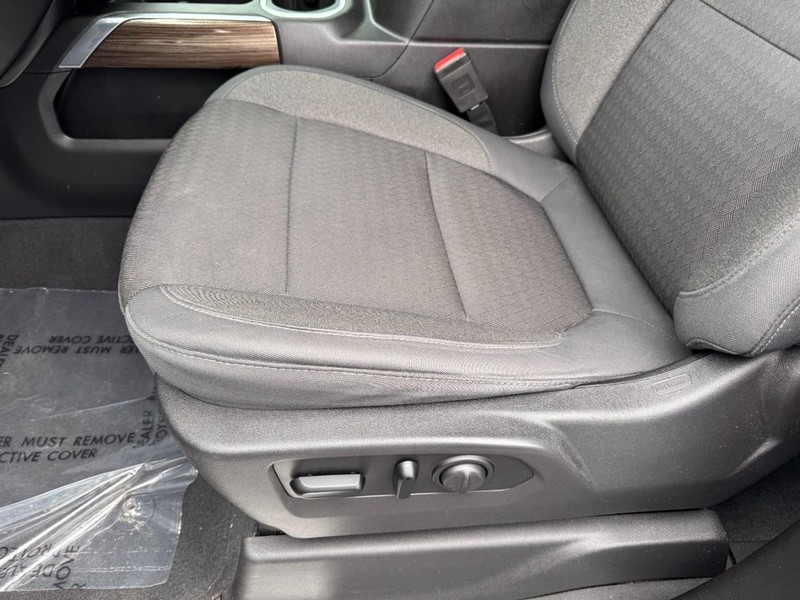 Chevrolet Silverado 1500 Vehicle Image 14