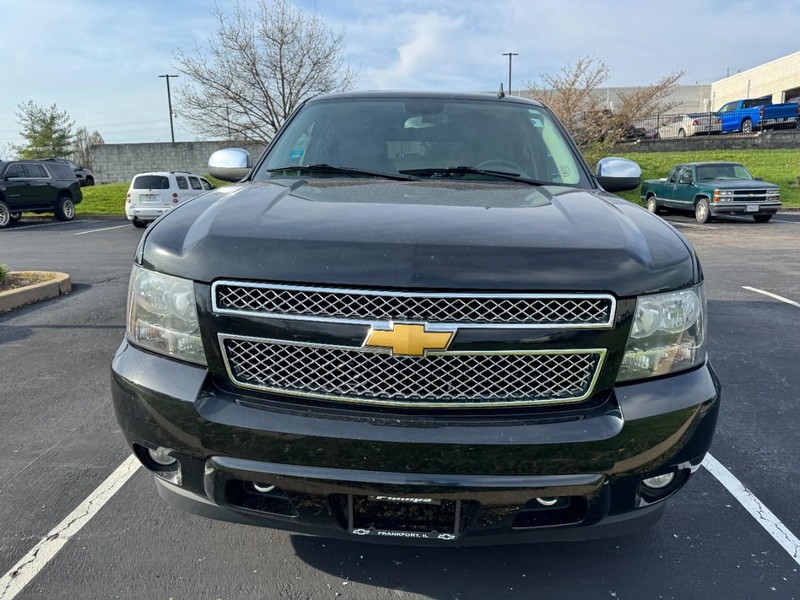 Chevrolet Tahoe Vehicle Image 03