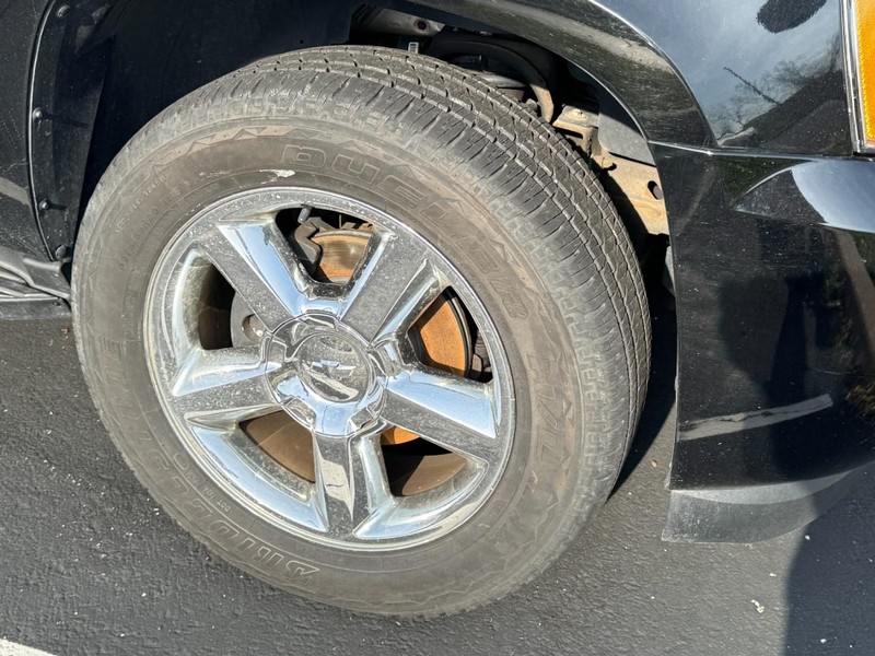 Chevrolet Tahoe Vehicle Image 05