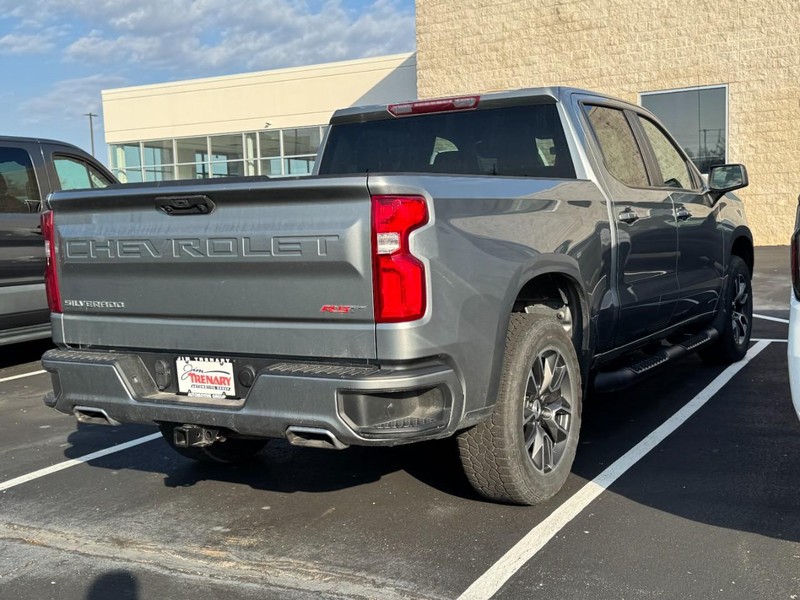 Chevrolet Silverado 1500 Vehicle Image 02