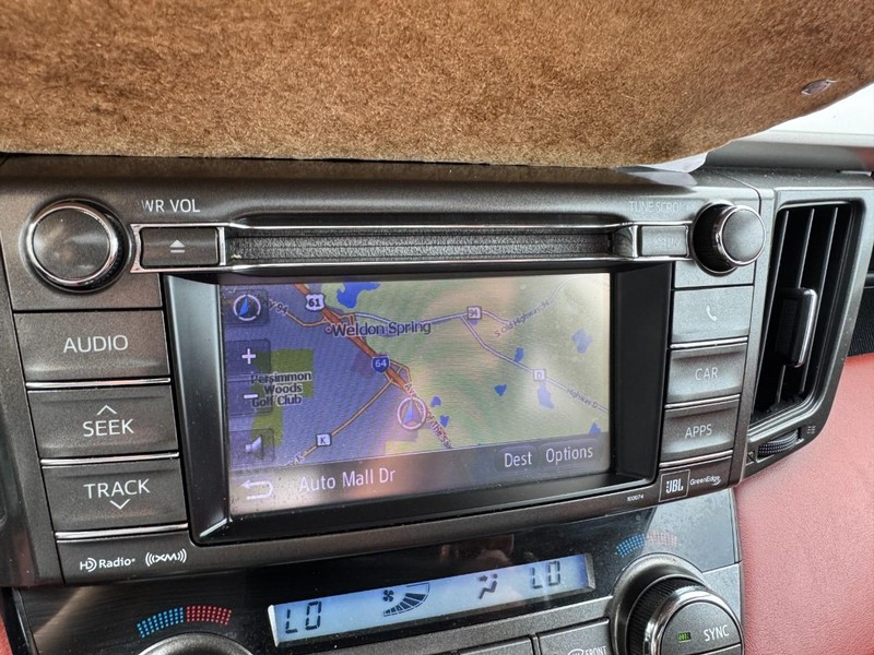 Toyota RAV4 Vehicle Image 22