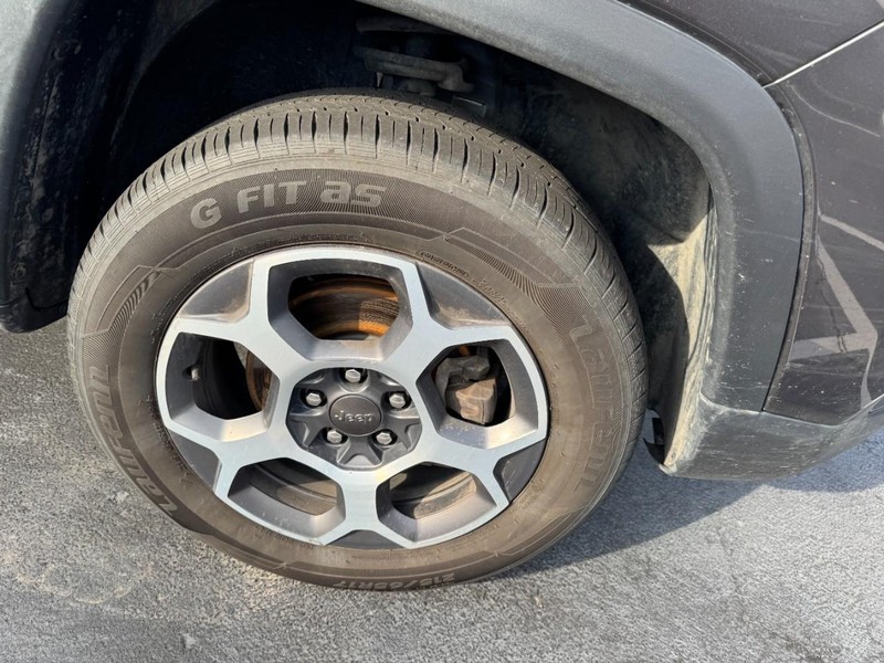 Jeep Compass Vehicle Image 05