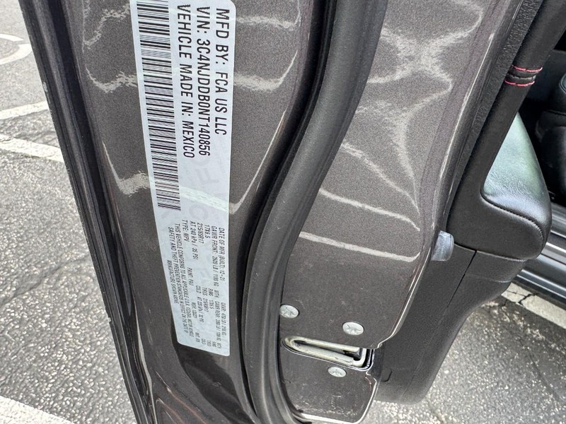 Jeep Compass Vehicle Image 25