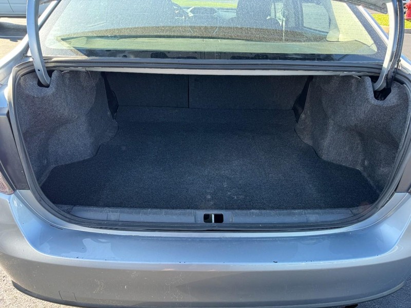 Subaru Impreza Vehicle Image 06