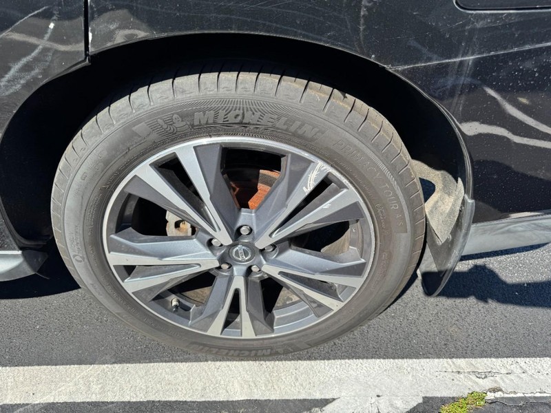 Nissan Pathfinder Vehicle Image 07