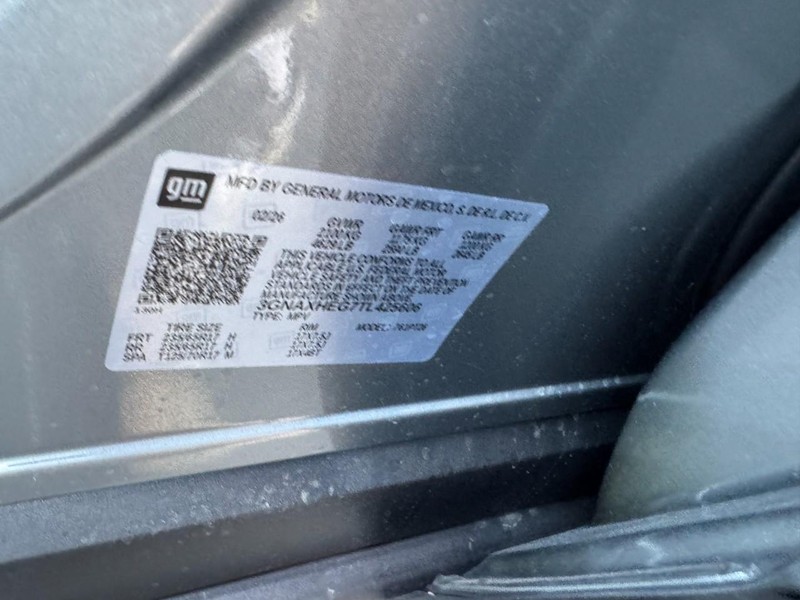 Chevrolet Equinox Vehicle Image 16