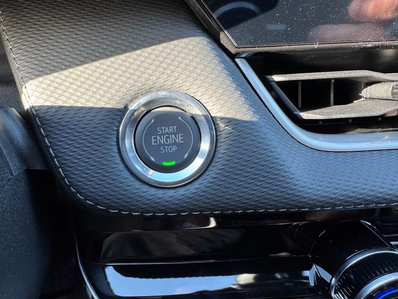 Chevrolet Equinox Vehicle Image 17