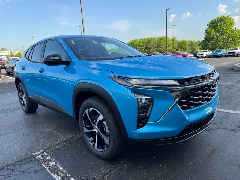 Chevrolet Trax Vehicle Image 02