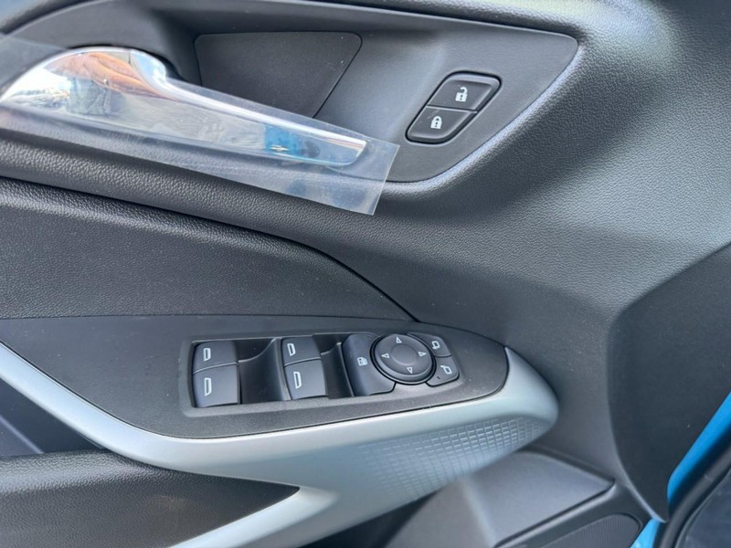 Chevrolet Trax Vehicle Image 08