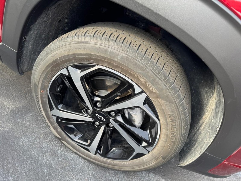 Chevrolet TrailBlazer Vehicle Image 05