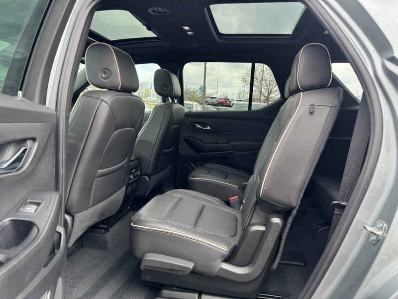 Chevrolet Traverse Vehicle Image 10