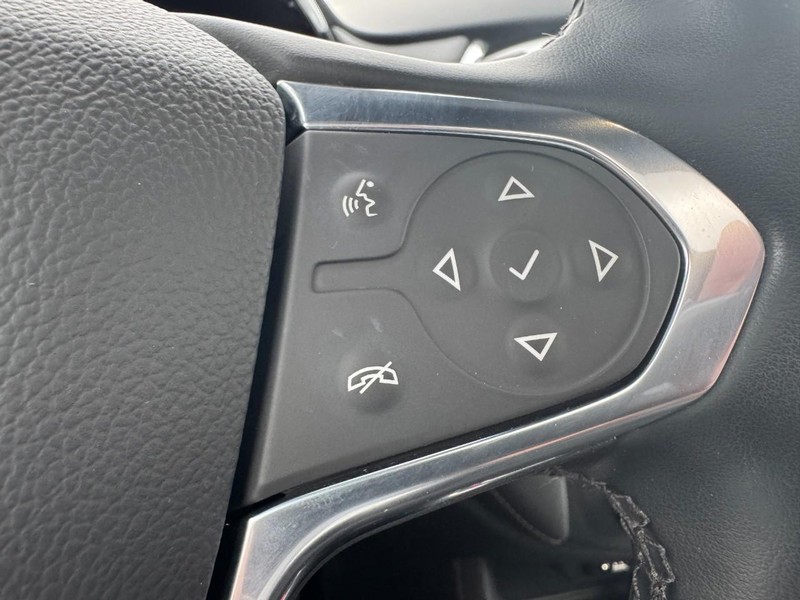 Chevrolet Traverse Vehicle Image 19