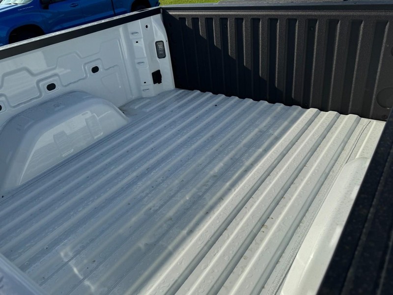 Chevrolet Silverado 1500 Vehicle Image 08