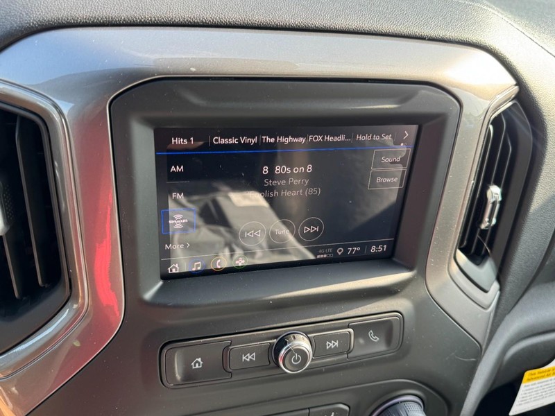 Chevrolet Silverado 1500 Vehicle Image 14