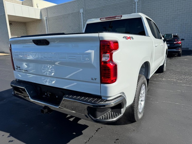 Chevrolet Silverado 1500 Vehicle Image 03
