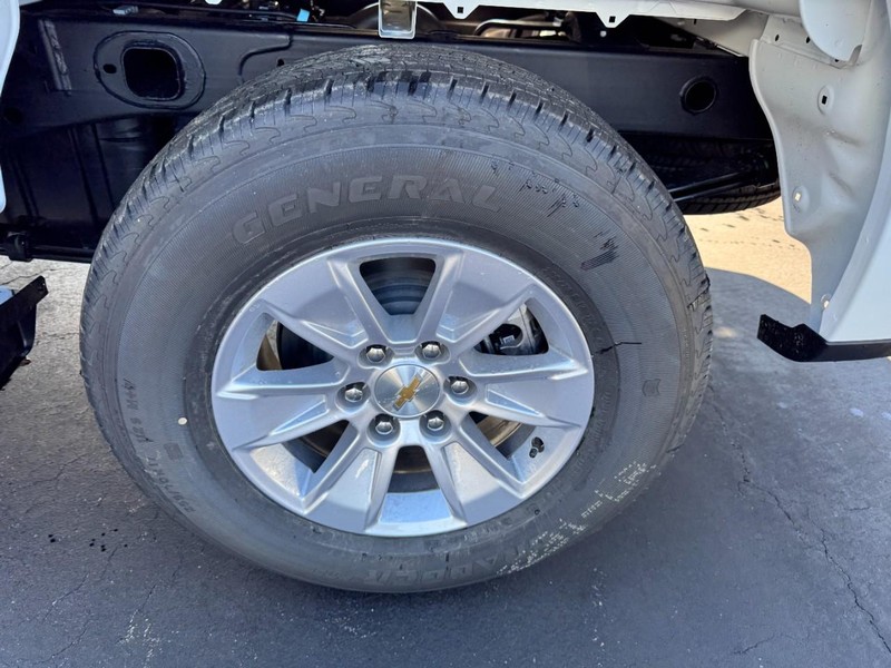 Chevrolet Silverado 1500 Vehicle Image 06