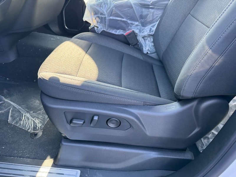 Chevrolet Silverado 1500 Vehicle Image 09