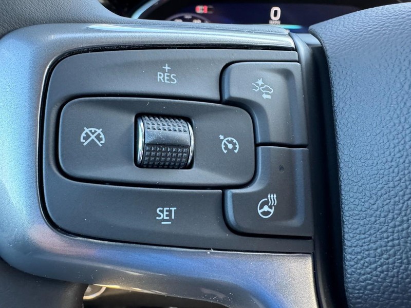 Chevrolet Silverado 1500 Vehicle Image 12